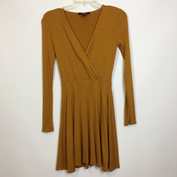 Forever 21 Mustard Wrap Dress Size Small - Picture 1 of 4